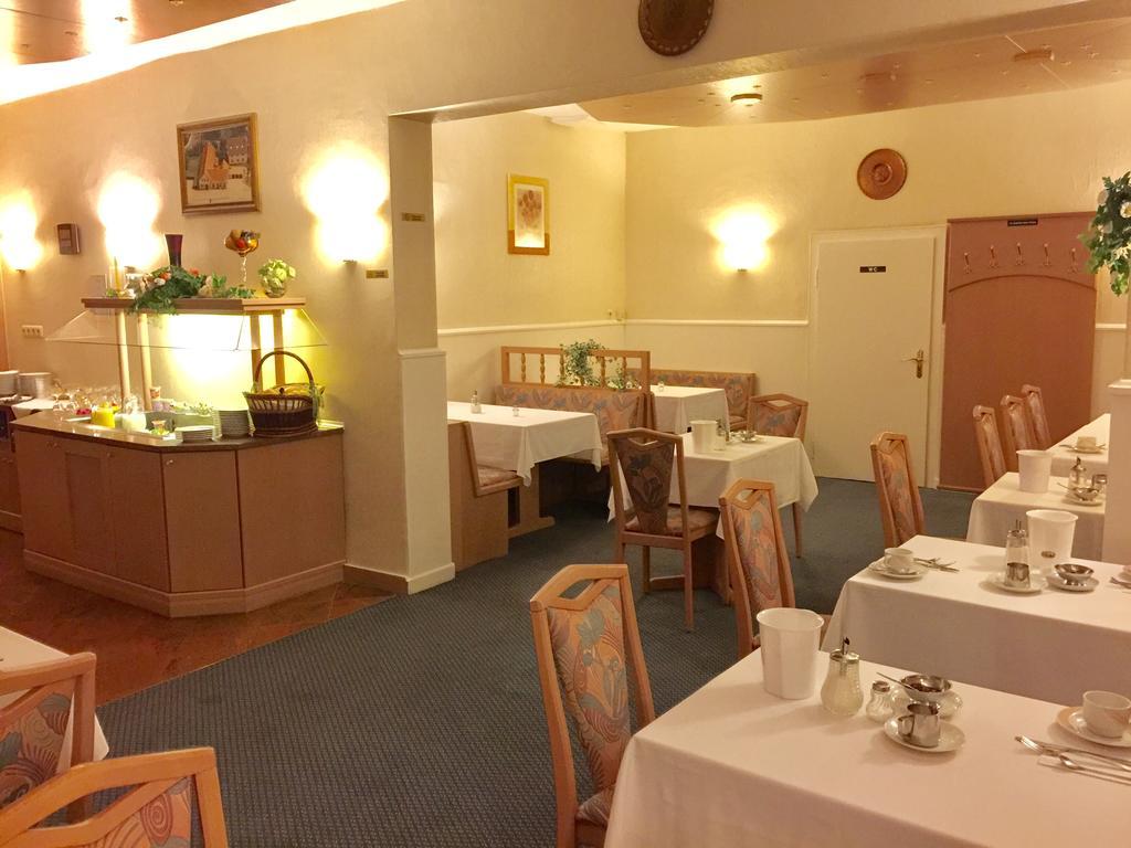 Hotel Schnarr Celle Extérieur photo