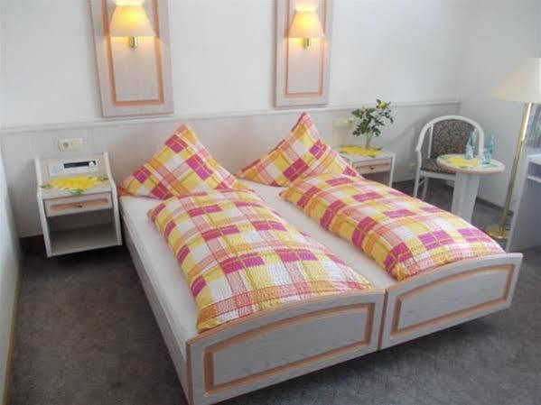 Hotel Schnarr Celle Extérieur photo